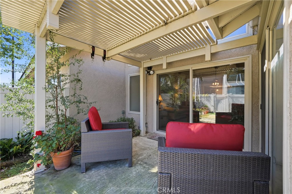 5380 Via De La Zorra