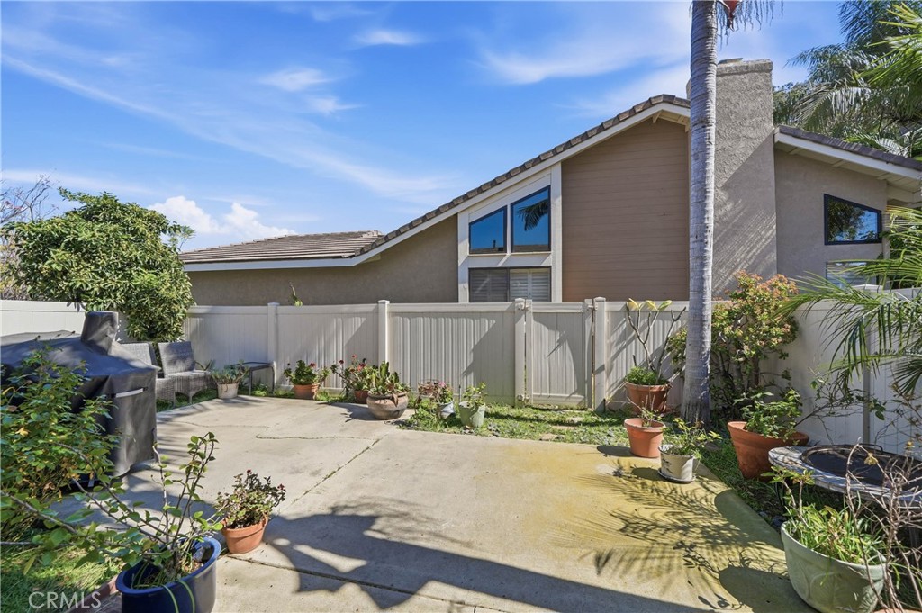 5380 Via De La Zorra