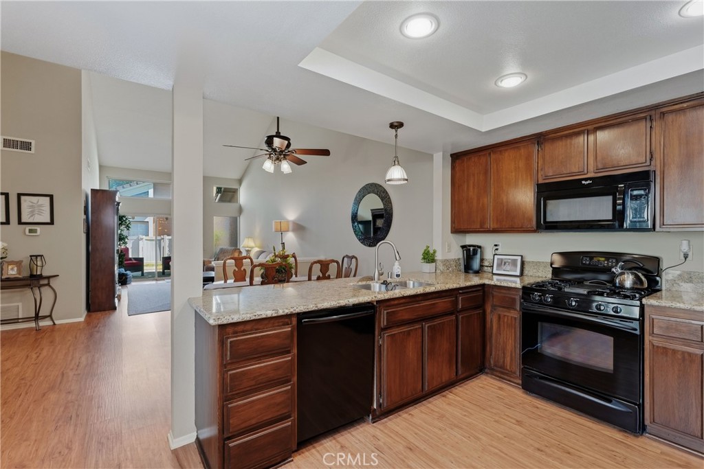 5380 Via De La Zorra