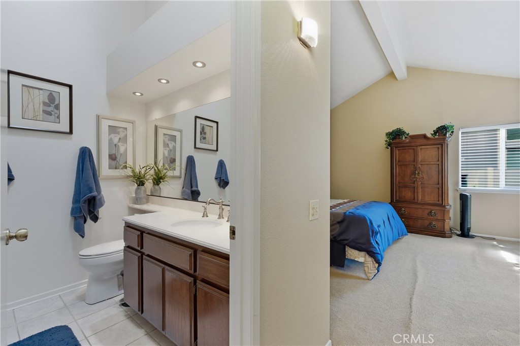 5380 Via De La Zorra