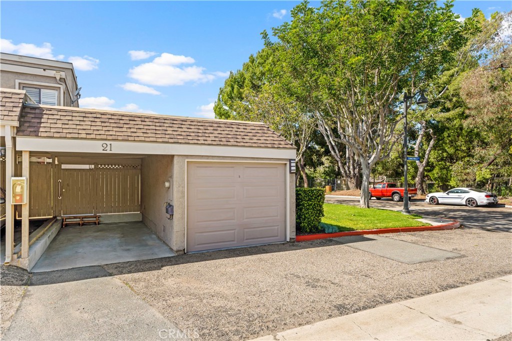 21 Summerwalk Court