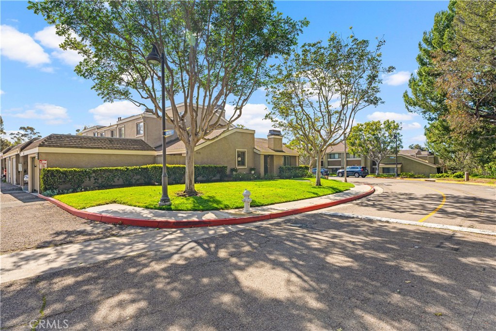 21 Summerwalk Court