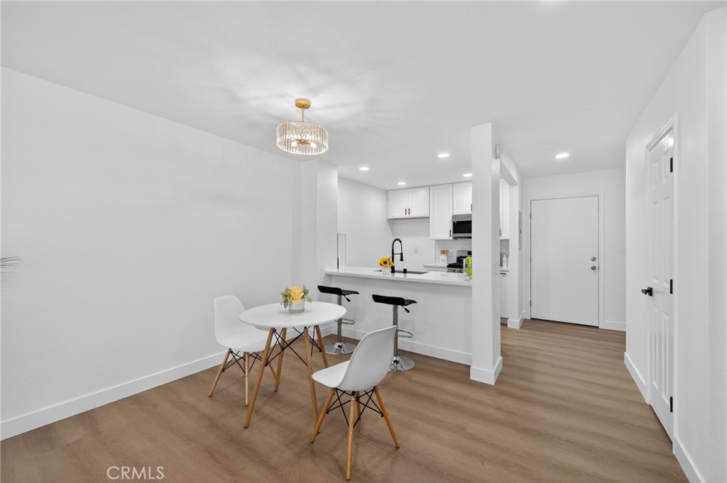 14004 Edgewater Drive