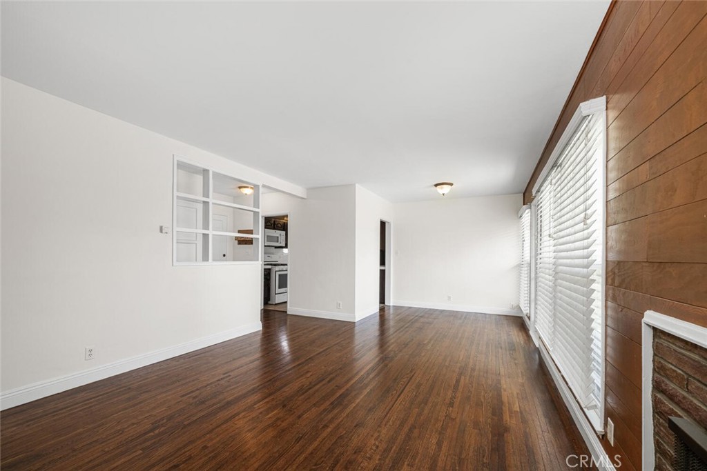 2154 N Studebaker Road