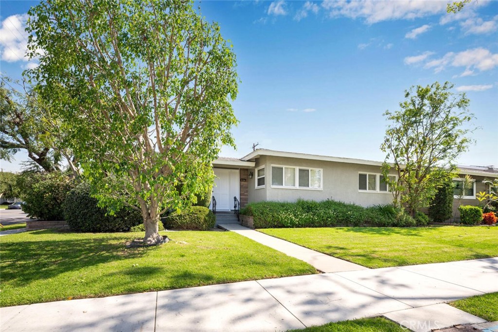 2154 N Studebaker Road