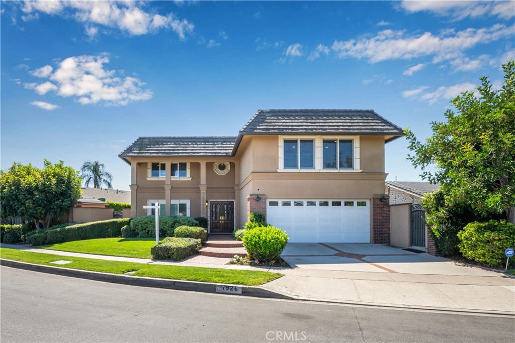7926 E Garner