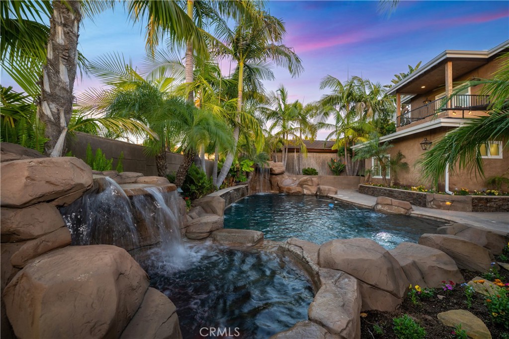 1308 Las Lomas Drive