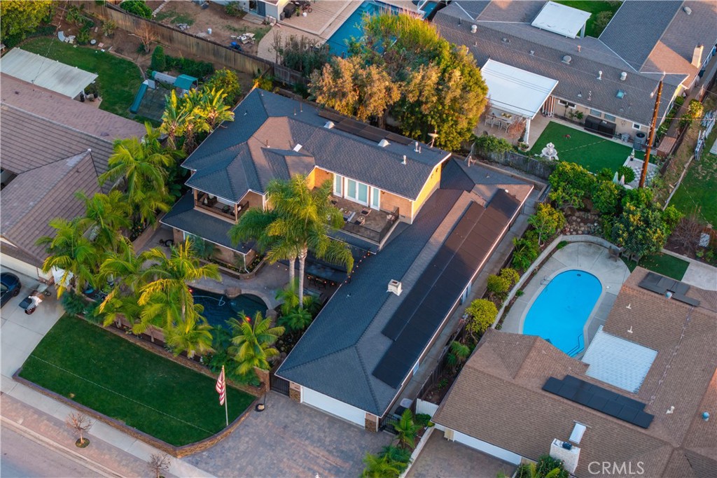 1308 Las Lomas Drive