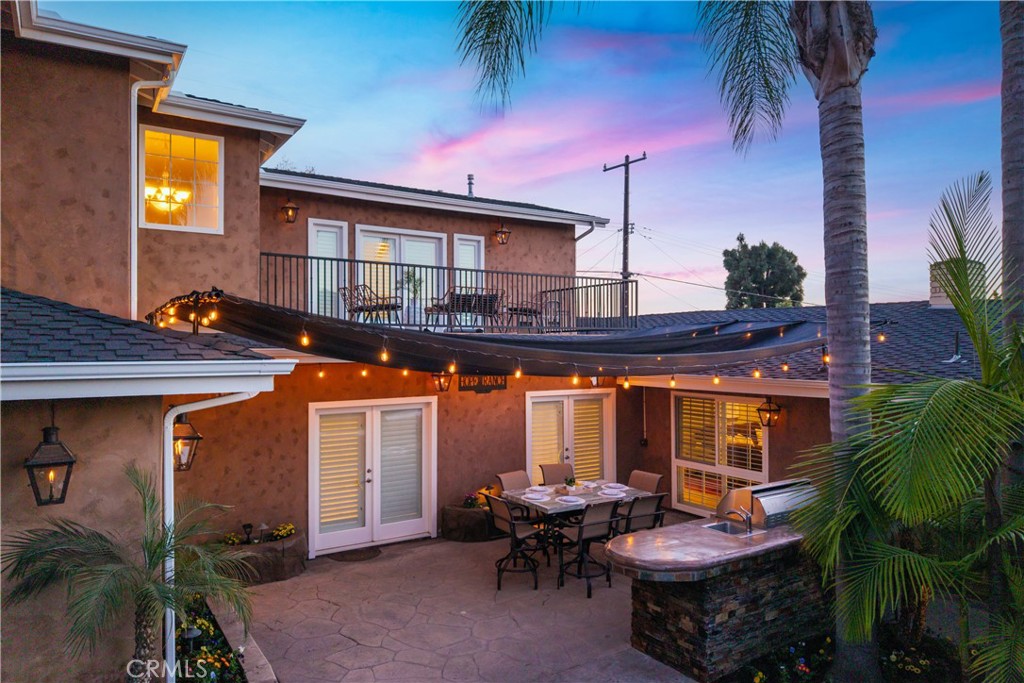 1308 Las Lomas Drive