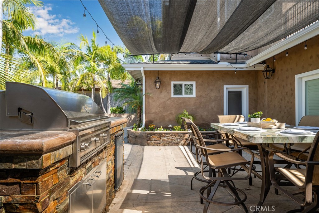 1308 Las Lomas Drive