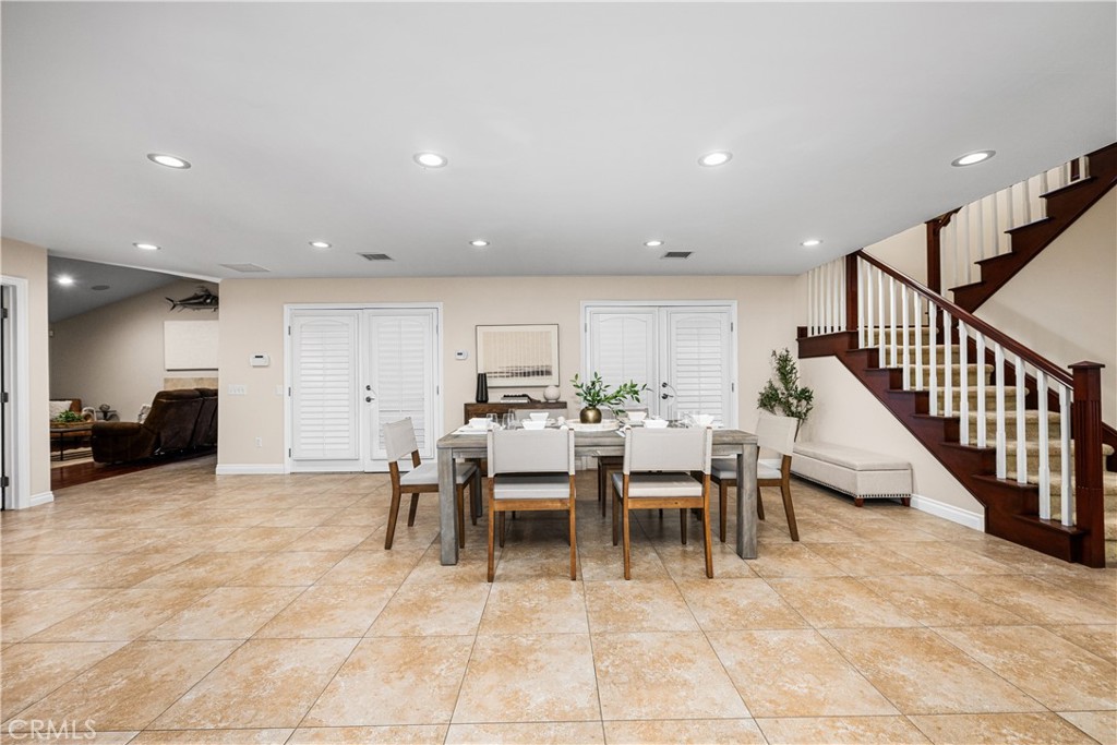 1308 Las Lomas Drive