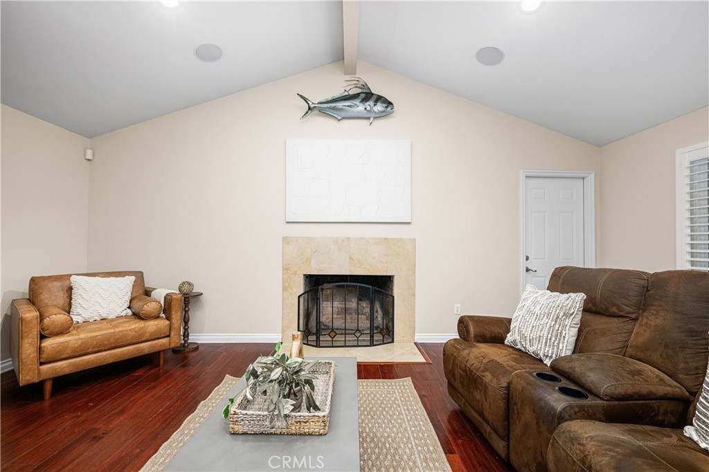 1308 Las Lomas Drive