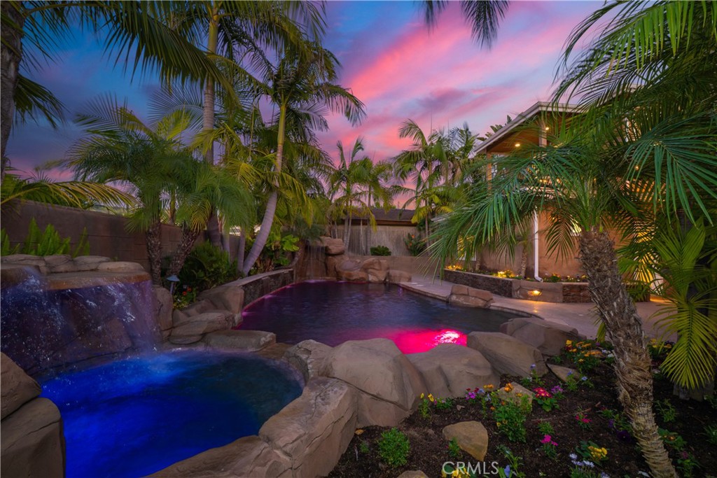 1308 Las Lomas Drive