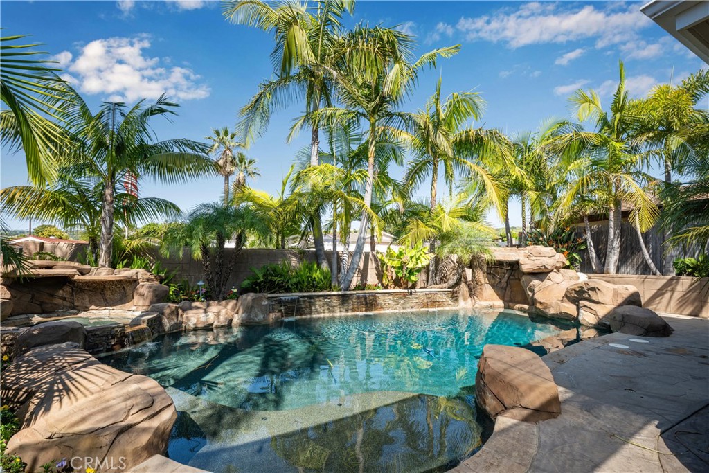 1308 Las Lomas Drive