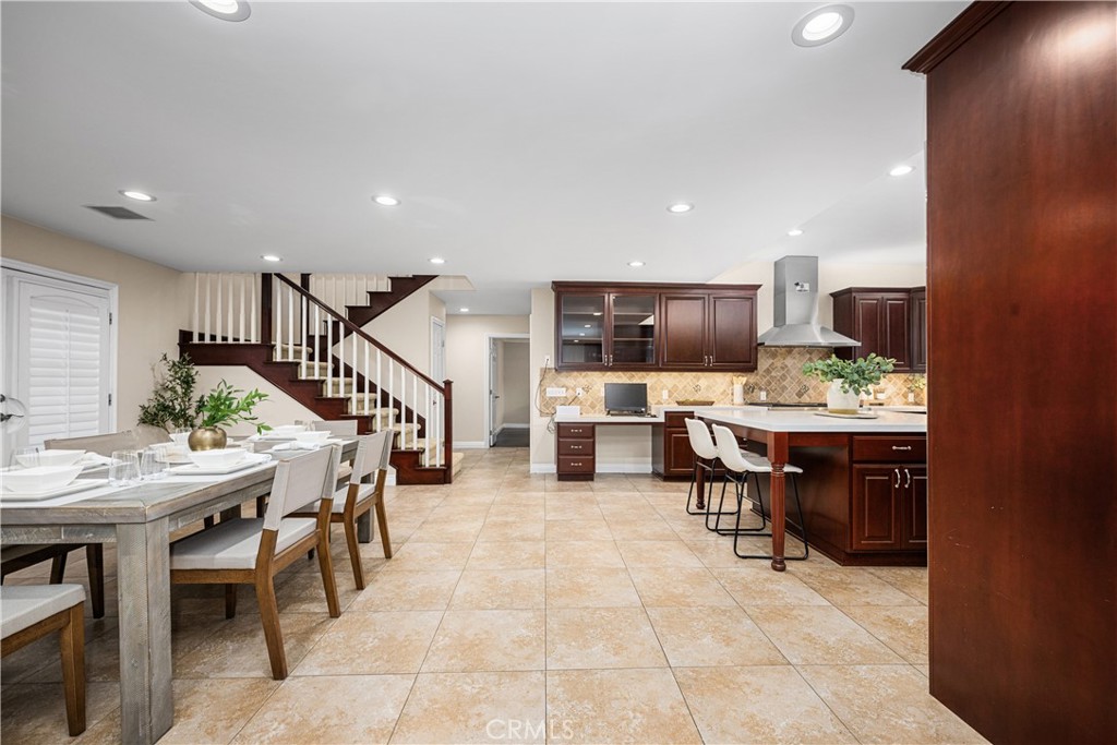 1308 Las Lomas Drive