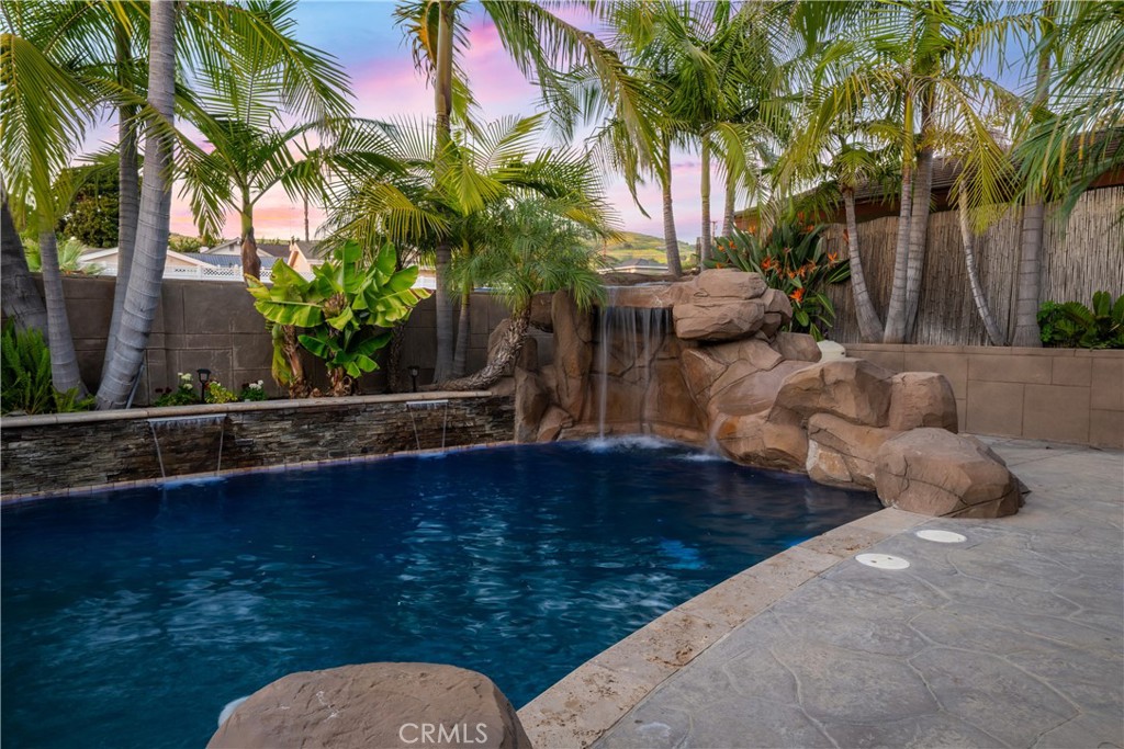 1308 Las Lomas Drive