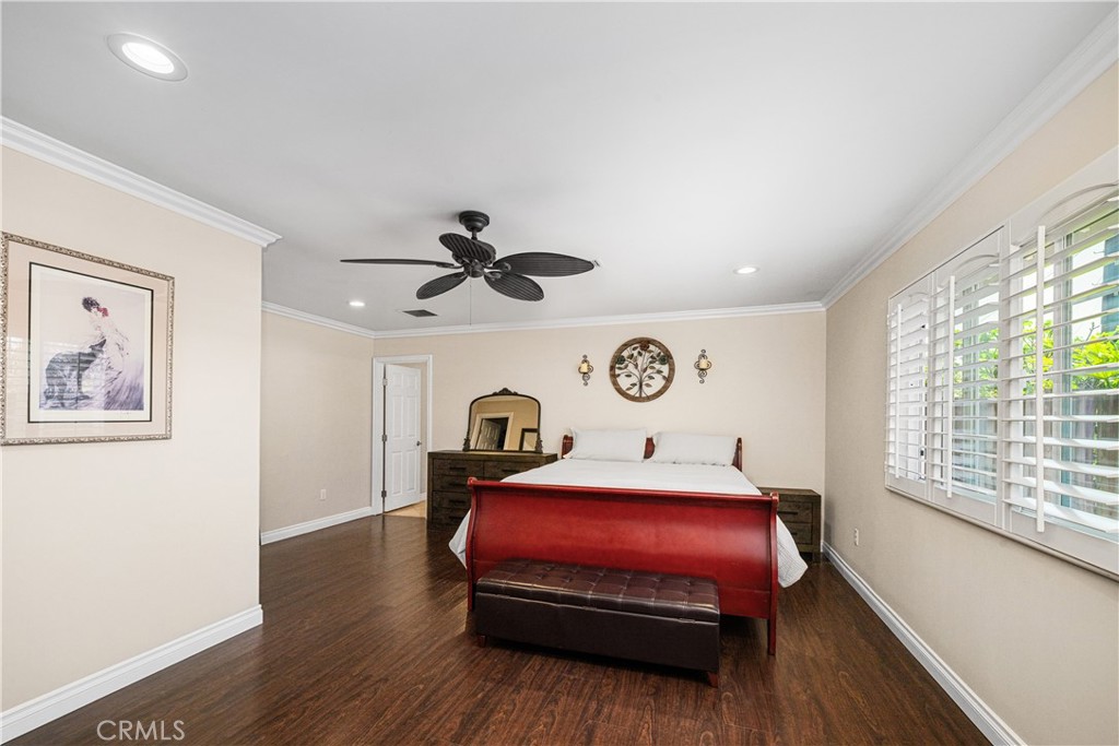 1308 Las Lomas Drive