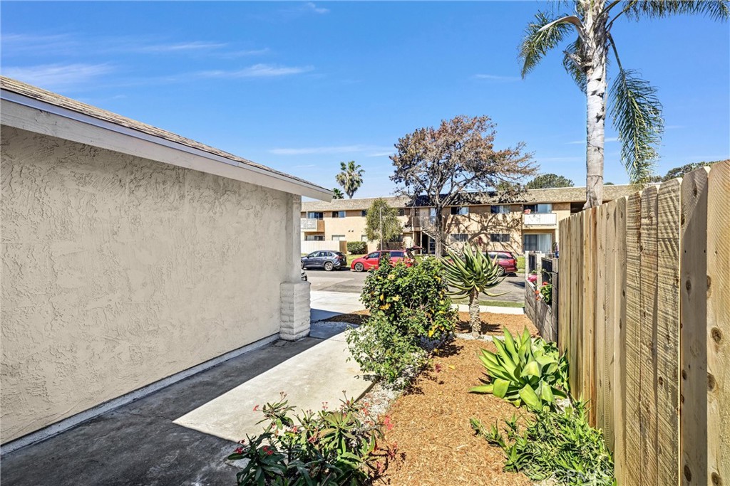 4781 Calle Las Positas