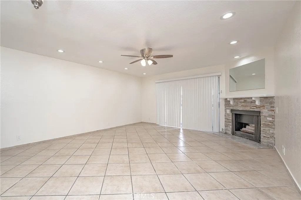 2845 S Fairview Street Unit D