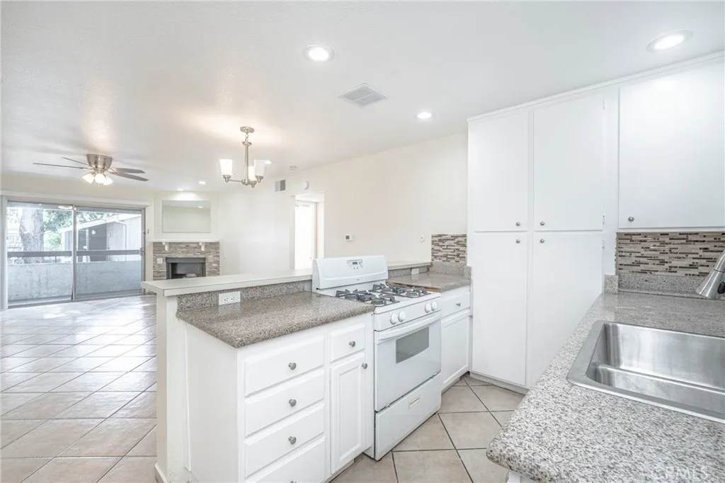 2845 S Fairview Street Unit D