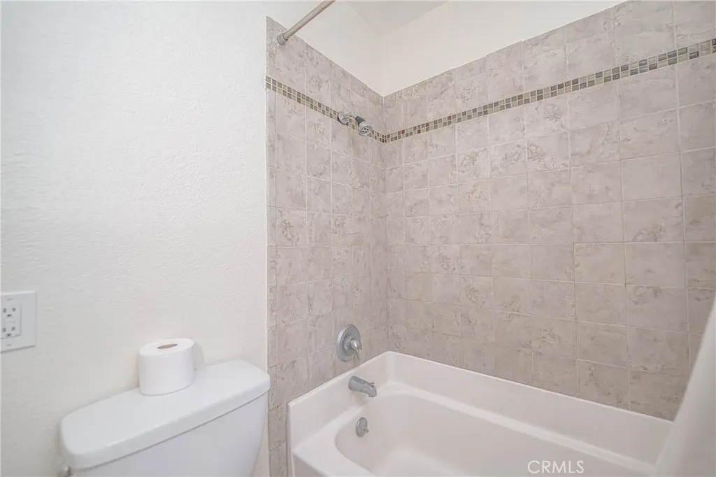 2845 S Fairview Street Unit D