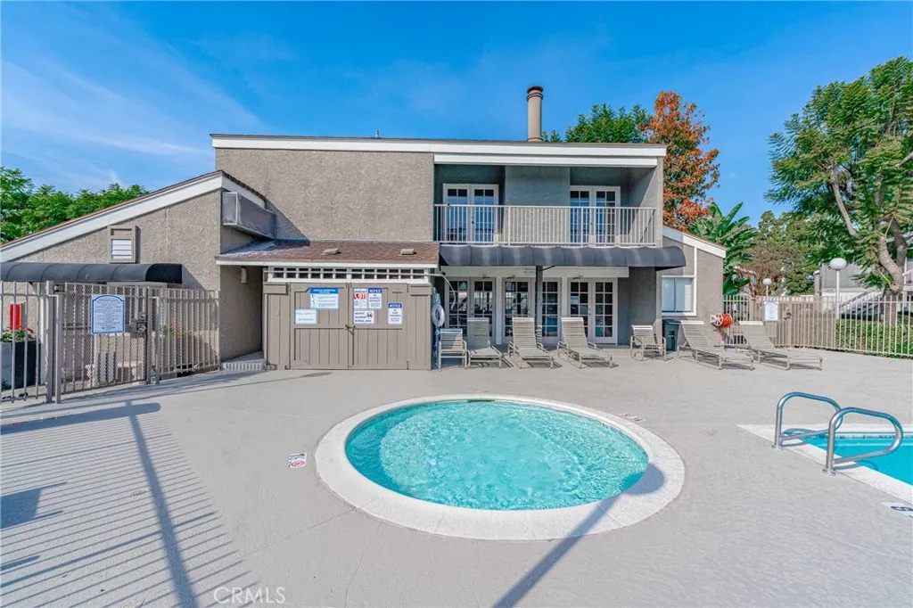2845 S Fairview Street Unit D