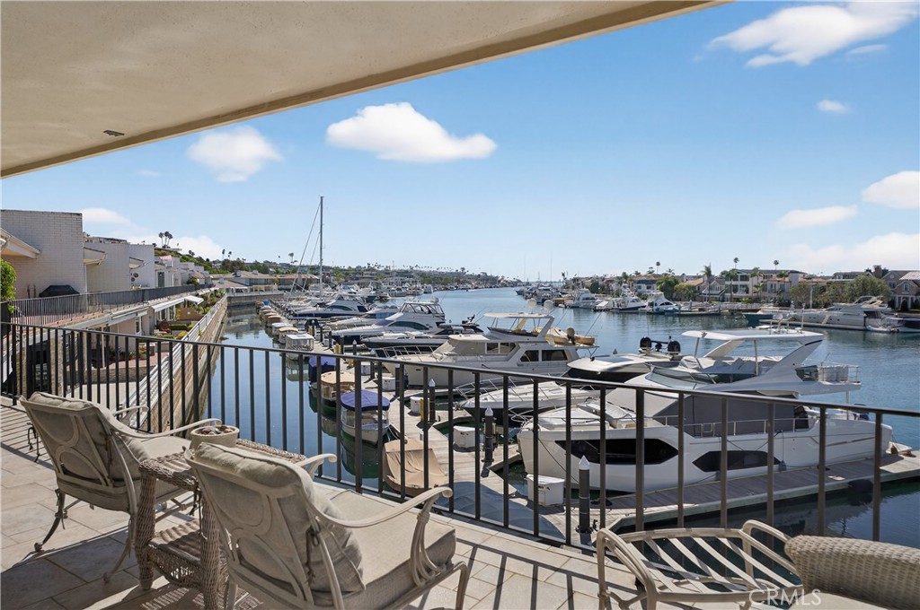 1203 Bayside