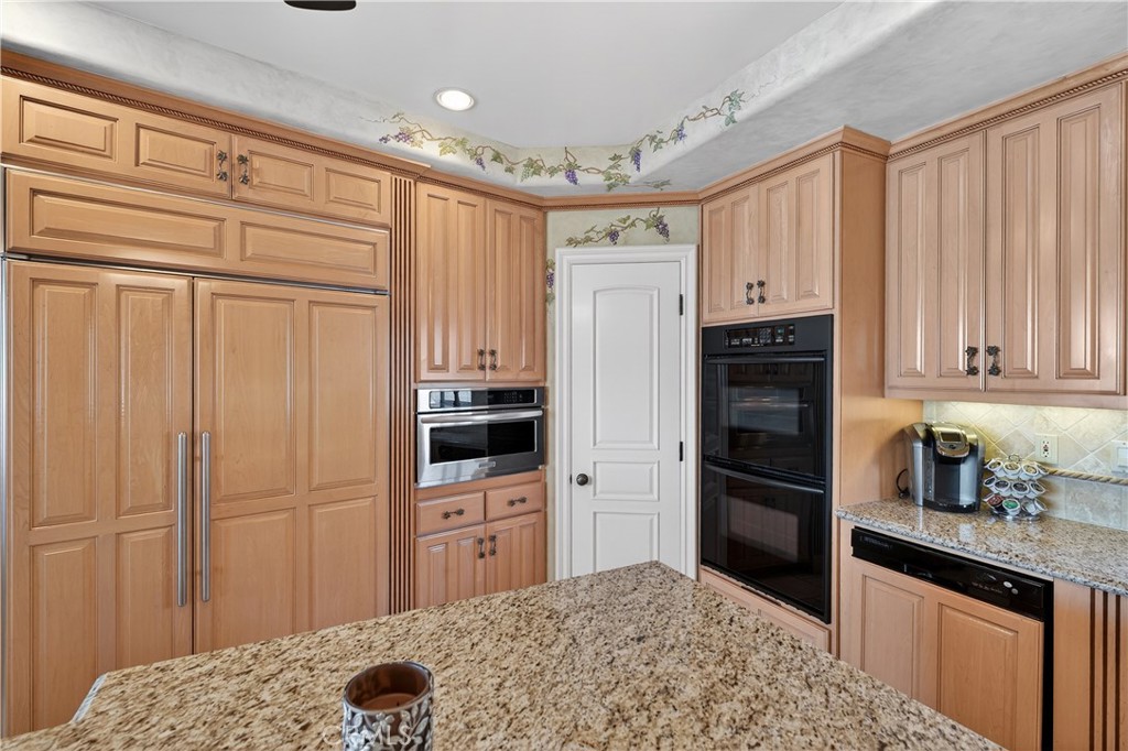 1203 Bayside