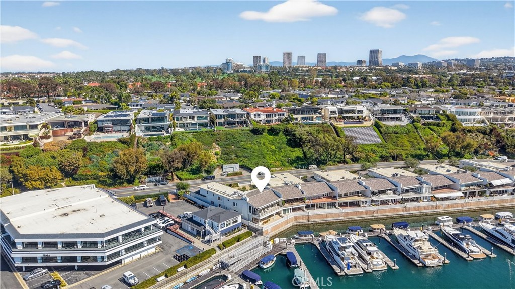 1203 Bayside