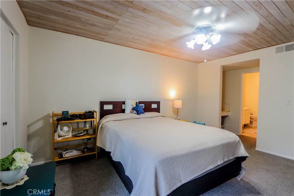 564 N Bellflower Boulevard 315