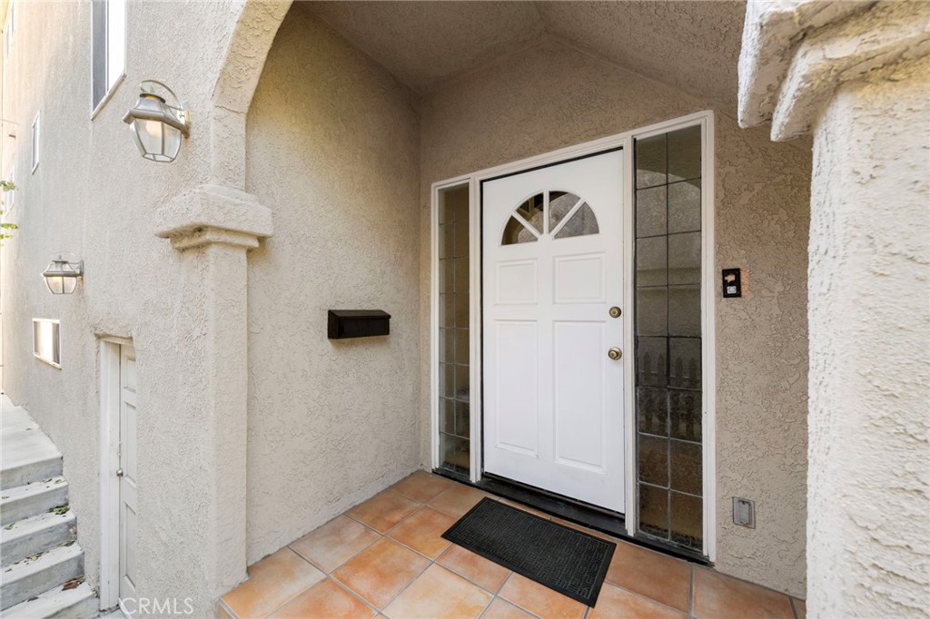 210 Glendora Avenue