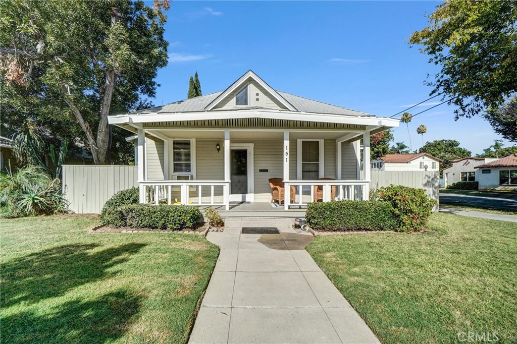 151 N Lincoln