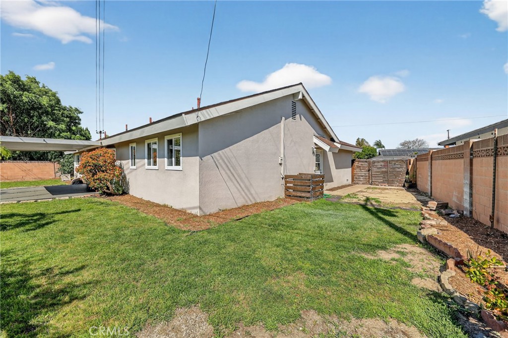 608 W Brentwood