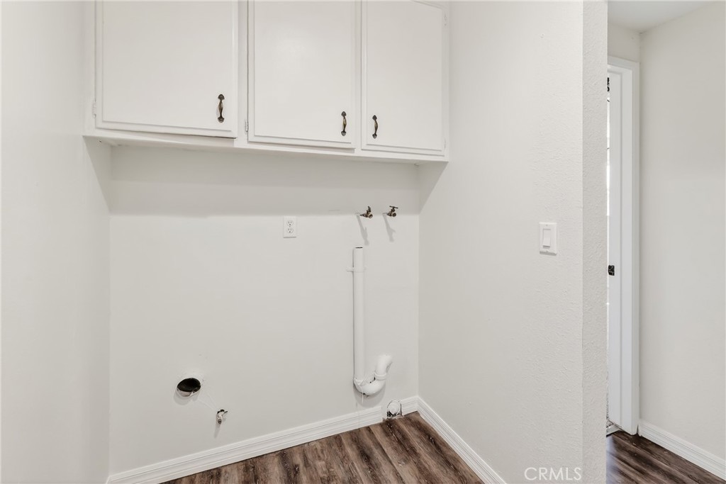 608 W Brentwood