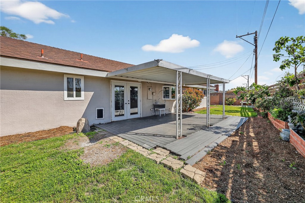 608 W Brentwood