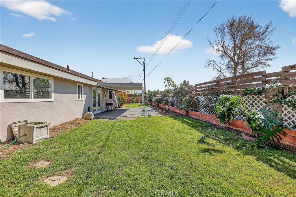 608 W Brentwood