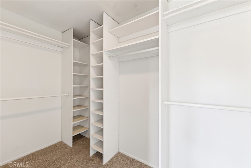 608 W Brentwood
