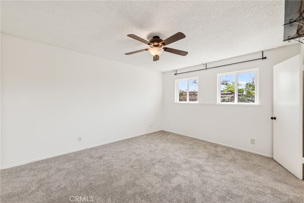 608 W Brentwood