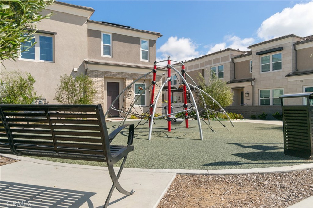 1228 Sunrise View 101