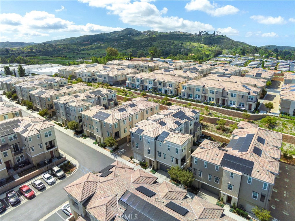 1228 Sunrise View 101