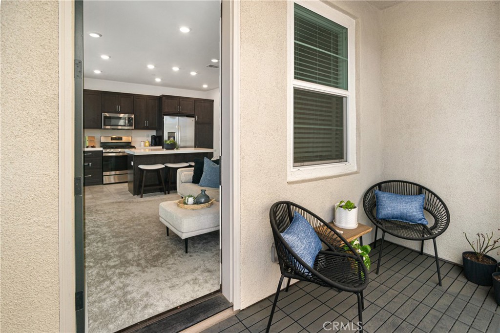 1228 Sunrise View 101