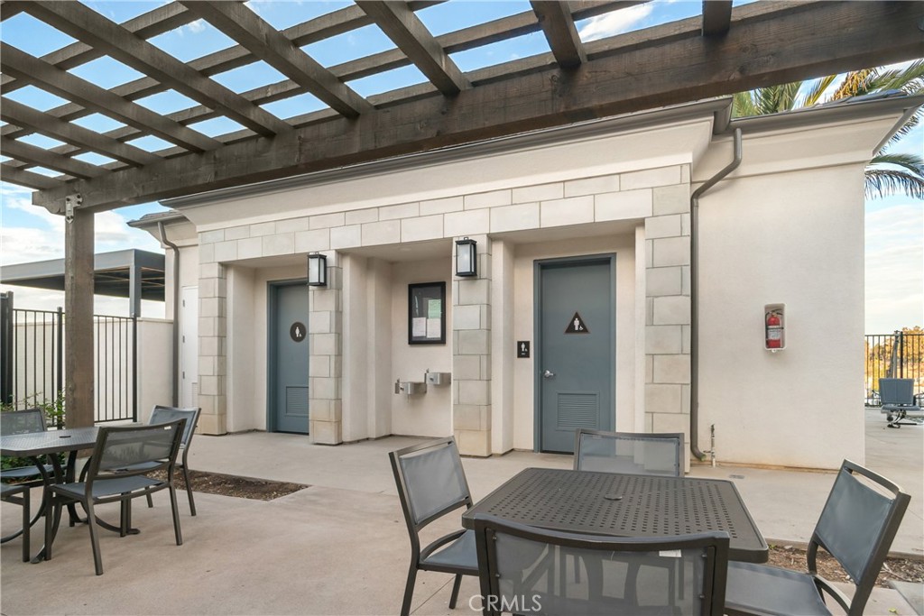 1228 Sunrise View 101