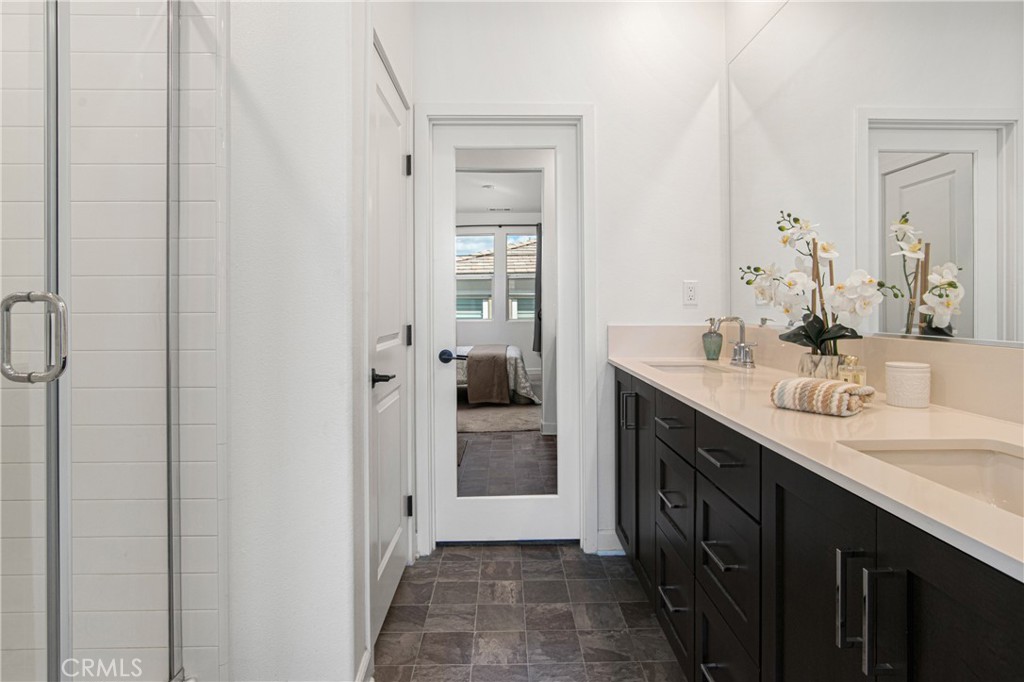 1228 Sunrise View 101