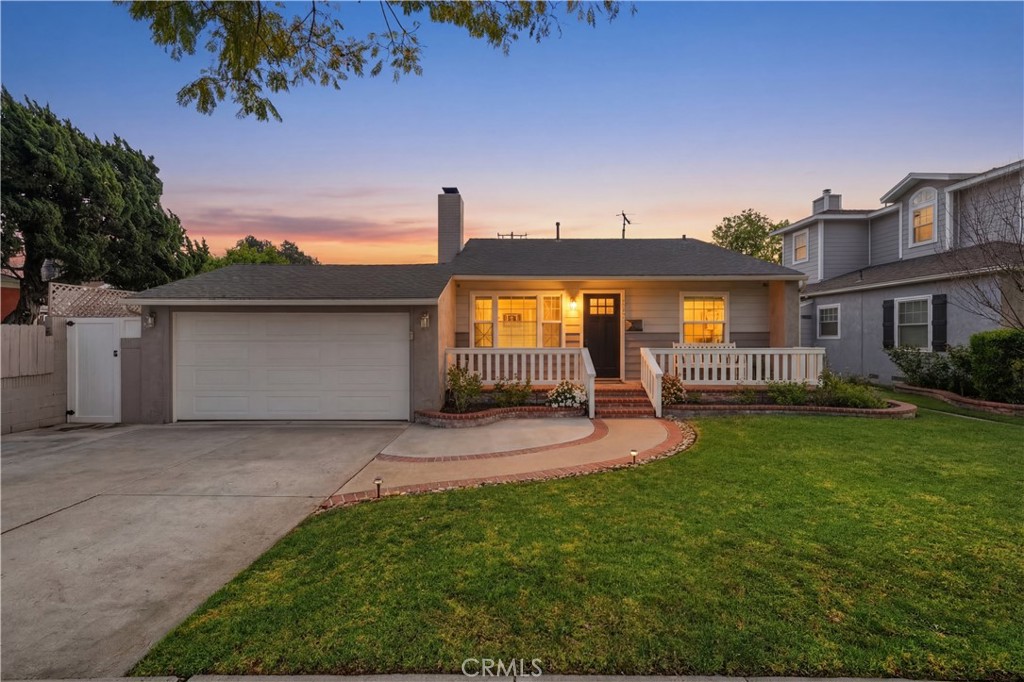 5640 E Parkcrest