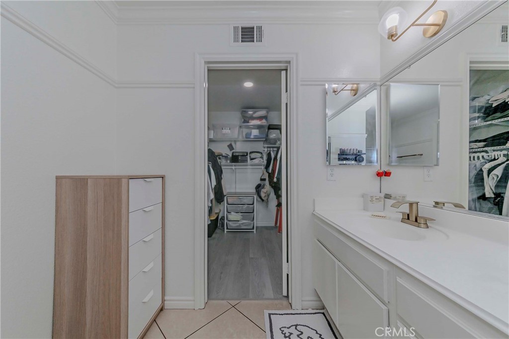 5010 Golondrina Way 64