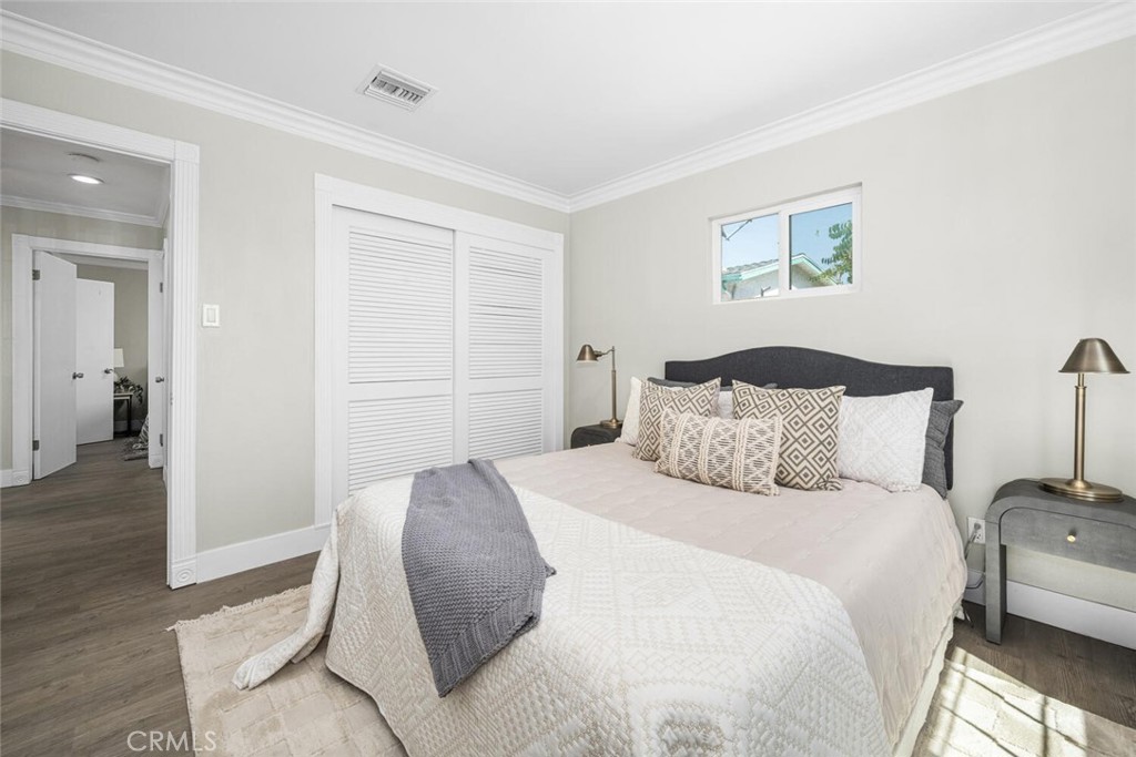 223 West Simmons Avenue