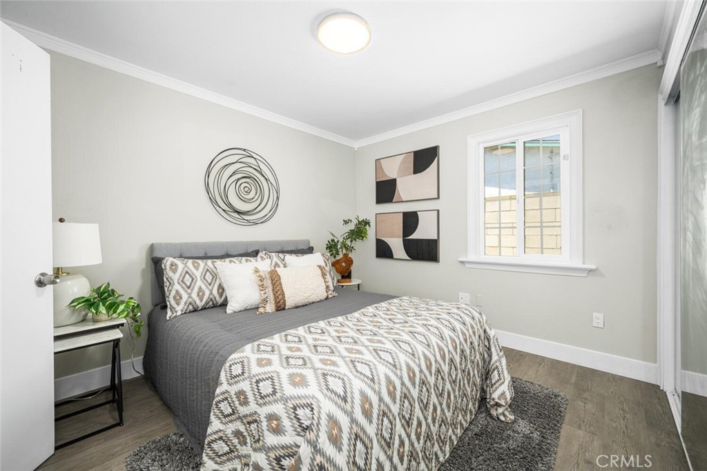 223 West Simmons Avenue