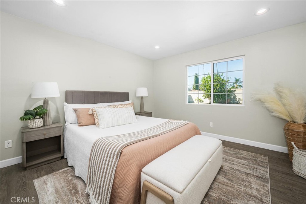 223 West Simmons Avenue