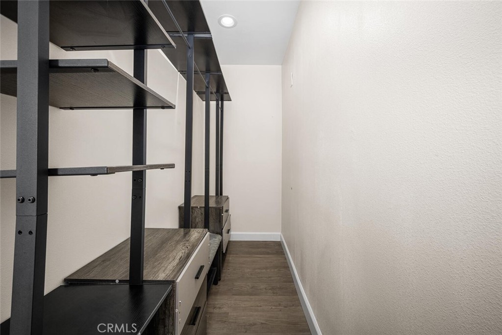 223 West Simmons Avenue