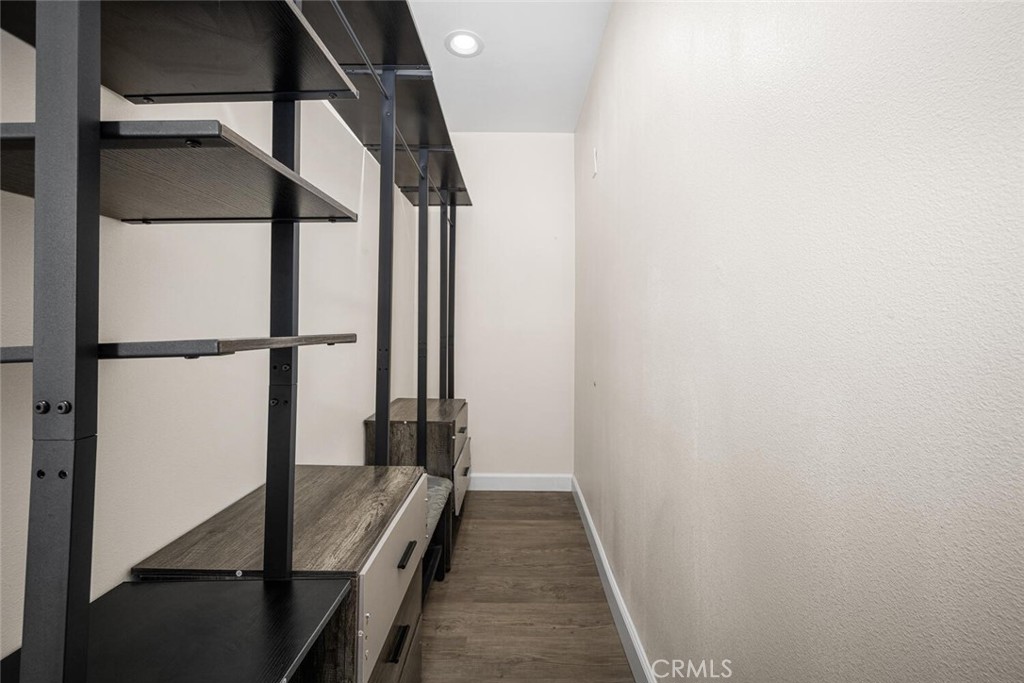 223 West Simmons Avenue